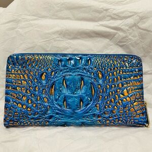 Brahmin Deep Azure Skyler